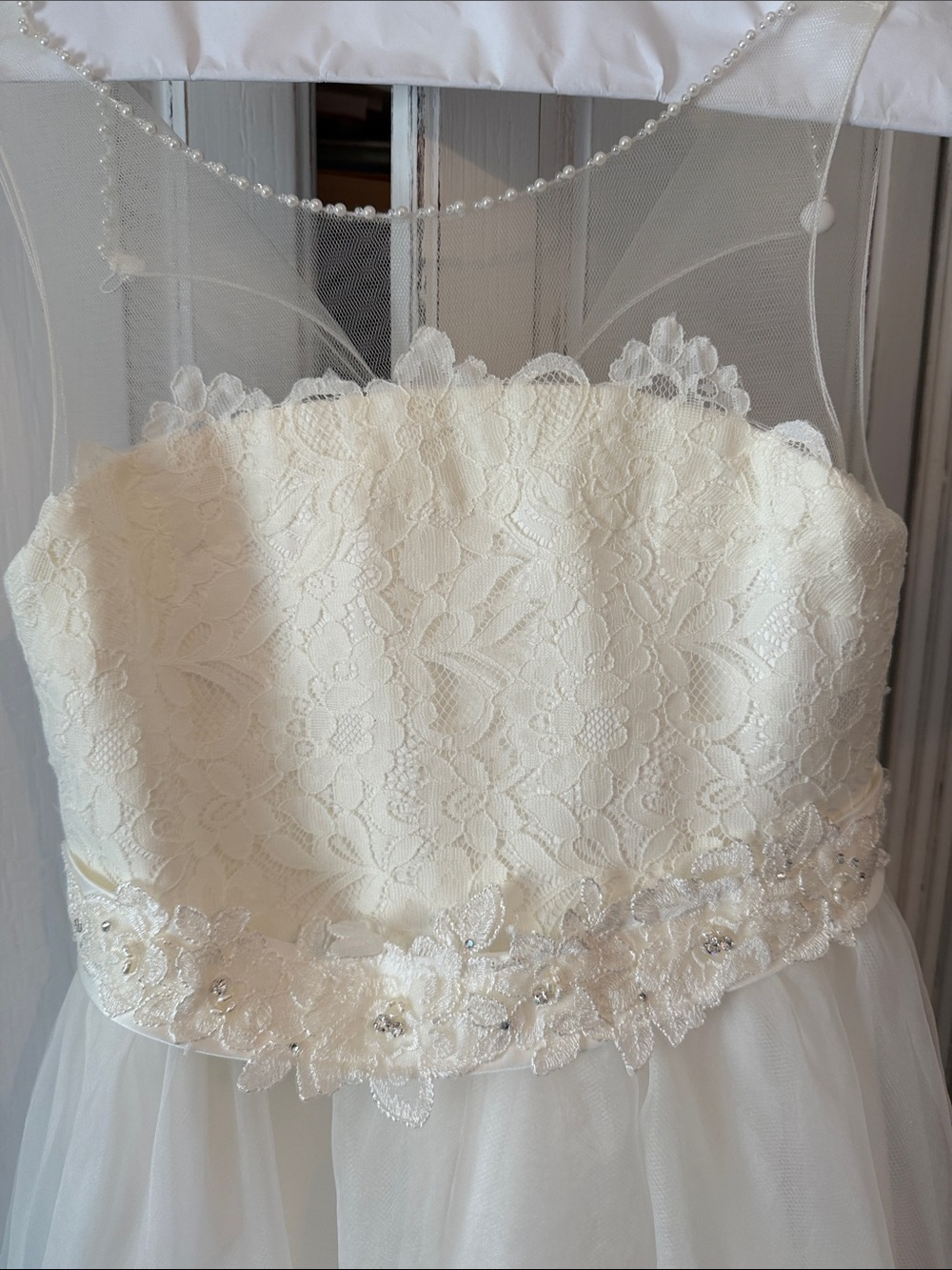 Girls Ivory Lace Tulle Party Dress with Floral Waist